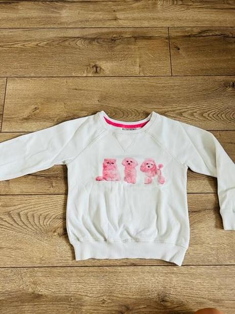 Mikinka so psíkmi next, next,122