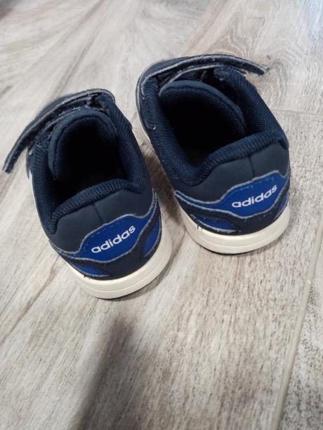 Adidas botasky, adidas,24