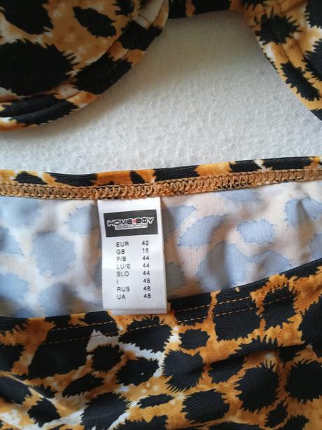 Perfektné plavky, 42