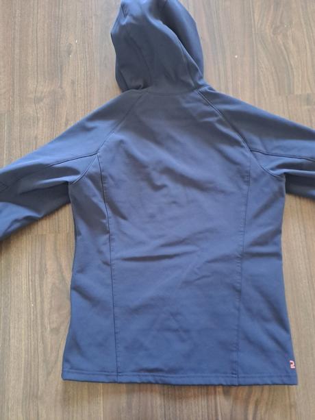Softshelova bunda zateplena flisom, 152-158, decathlon,152