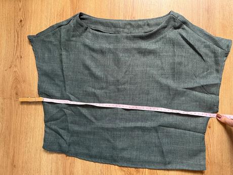 Top+sukňa komplet uplne nový, 38