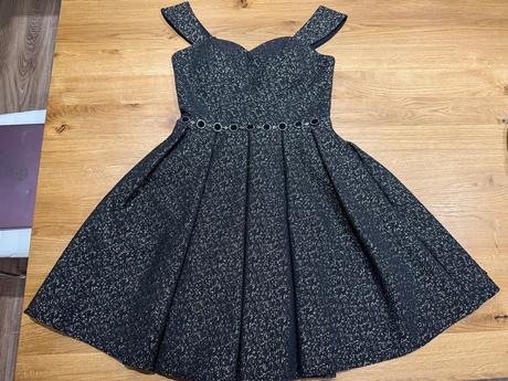 Koktejlové šaty michell, m