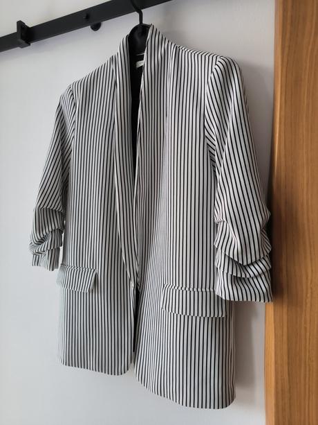 Pásikavé sako, reserved,m