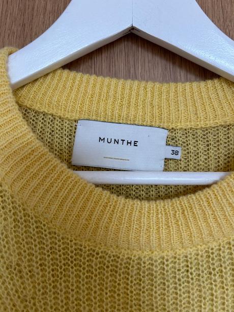 Munthe velkost 38 žltý sveter, m