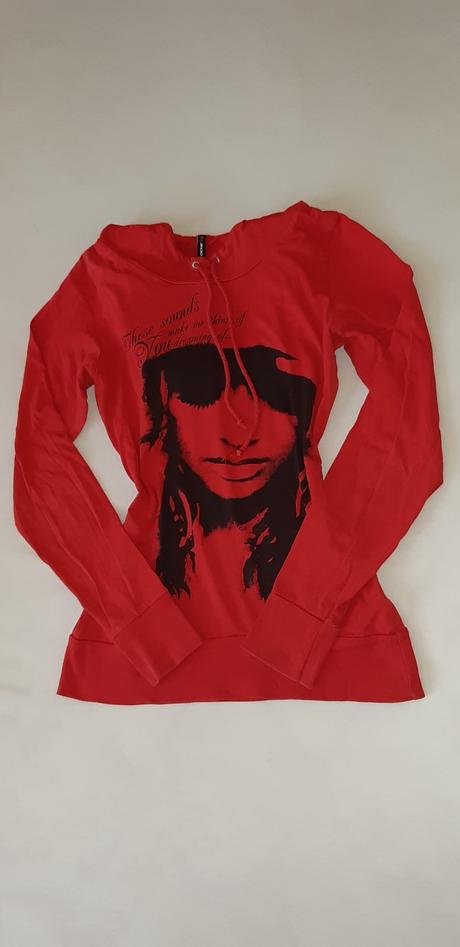 Červená tenká mikina, fishbone,s