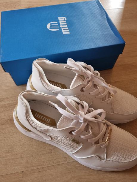 Dámske kožené tenisky, 40