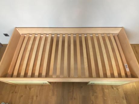 Posteľ, šírka (cm): 90,dĺžka (cm): 200