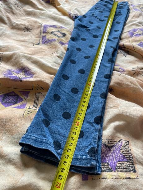 Bodkované džeginsy, h&m,110