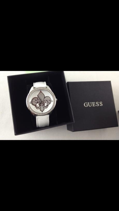 Hodinky guess, guess