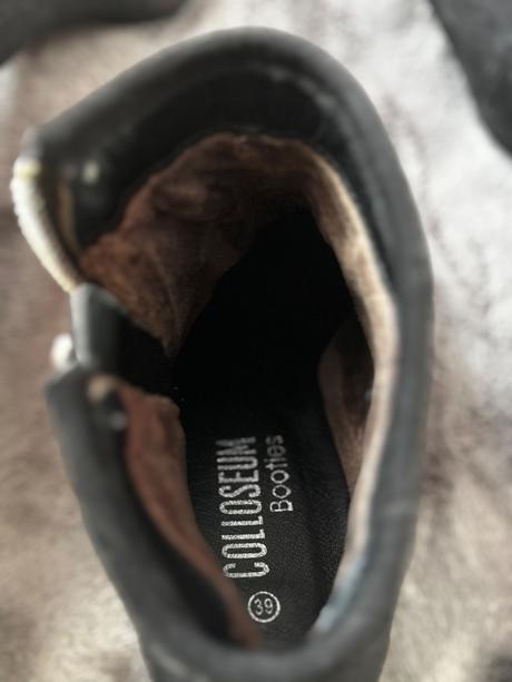 Členkové čižmičky na opätku, 39