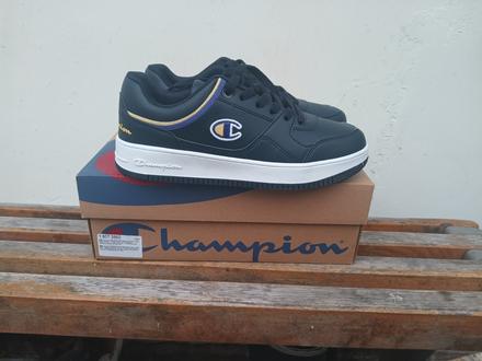 Tenisky, champion,39