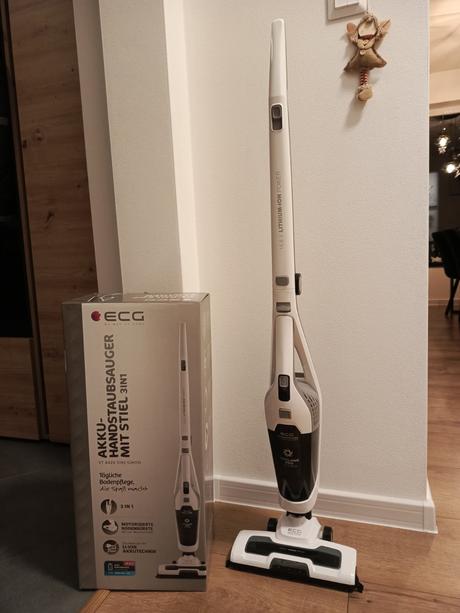 Tyčový vysávač ecg vt 4420, 