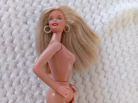 Retro barbie ktorá sa smeje, 