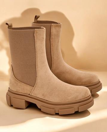 Nové zimné zateplene čižmy, 38