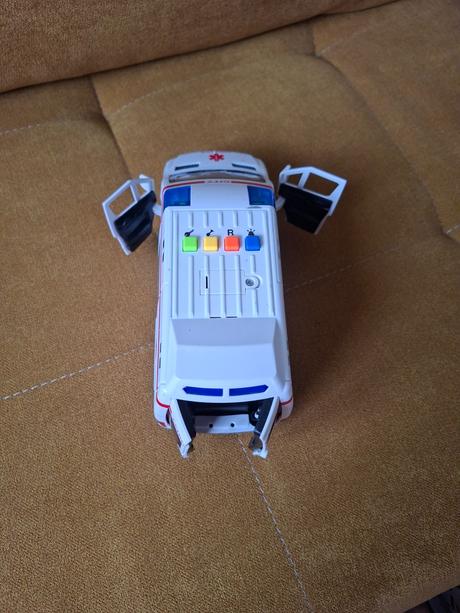 Sanitka s hukackami, 