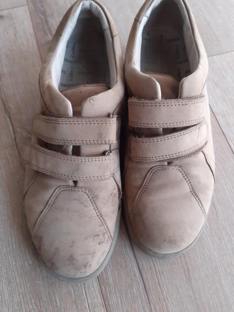 Celokožené bežové topannky, 39