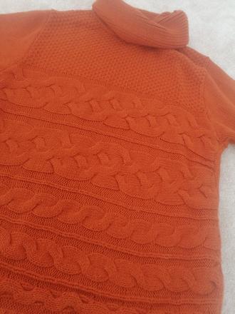 Sveter tehlovej farby, 40