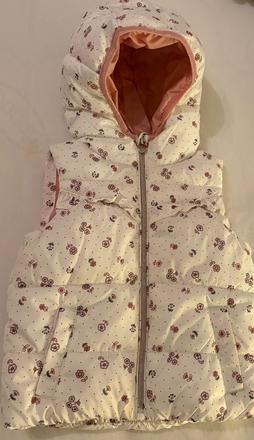 Prekrasna vesta top kusok top stav, c&a,92