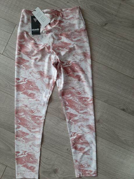 Leginy guess, guess,xs