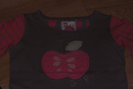 Tricka + rifle + svetrik + pancuchy jablcko, next,110