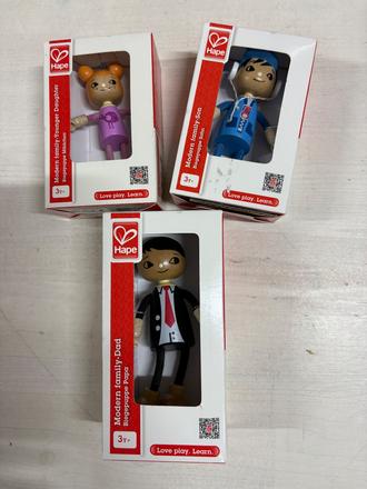 Hape figurky do detskeho domceka, 