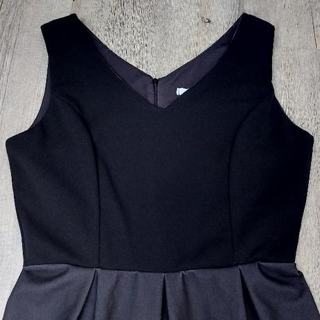 Šaty s ružičkami, m