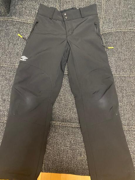 Oteplene nohavice plus oteplovaky, umbro,140