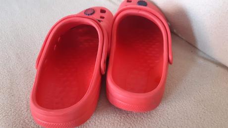 Predám šlapky- červené detské krosky., 33