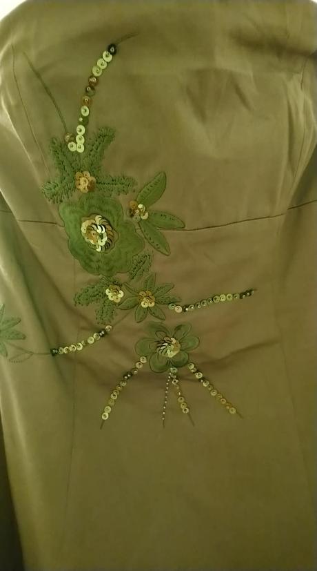 Elegantné šaty, 36