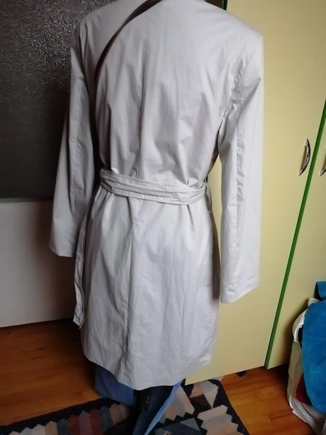 Prechodný kabat, 38