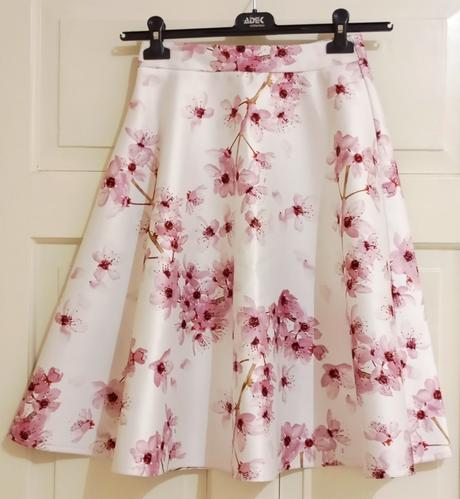Sukňa s kvetmi sakura, mohito,34