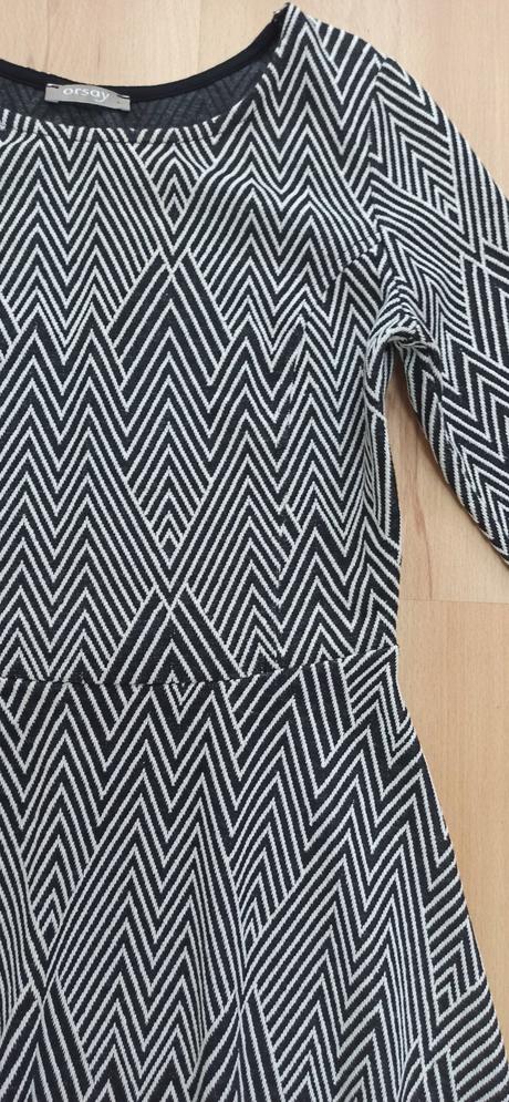 Hrubšie šaty, orsay,36