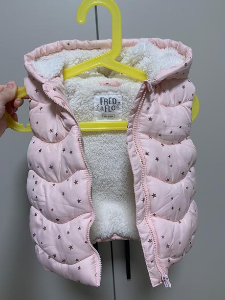 Detská svetloružová zateplená vesta s kapucňou, 92