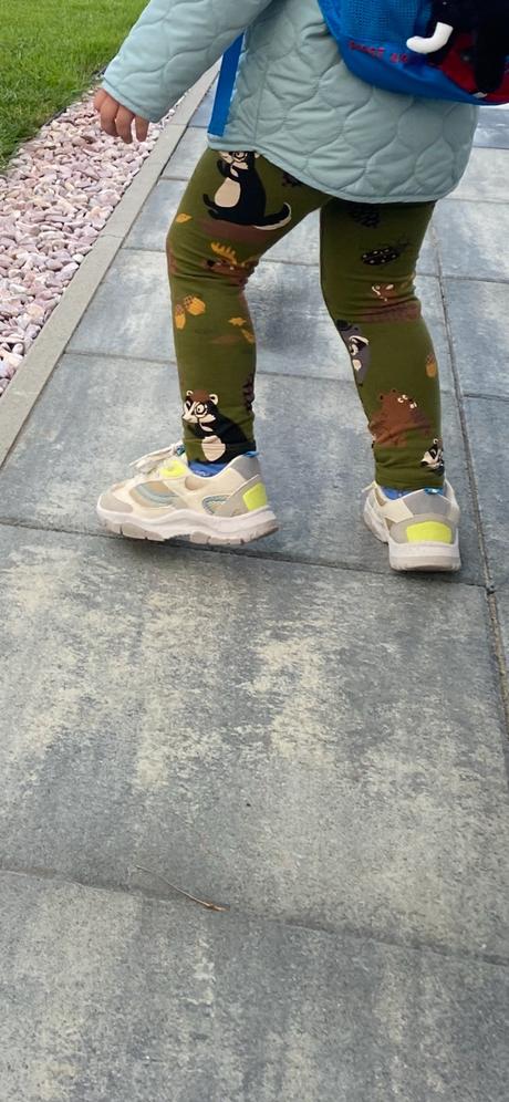 Zara botasky, zara,26