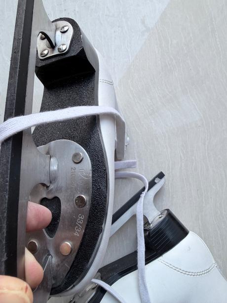 Dievčenské zimné korčule veľkosť 33/34, 33