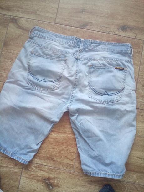 Kratasy 34w, superdry,l