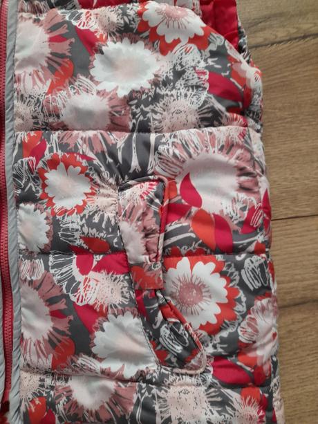 Vatovaná vesta, 134