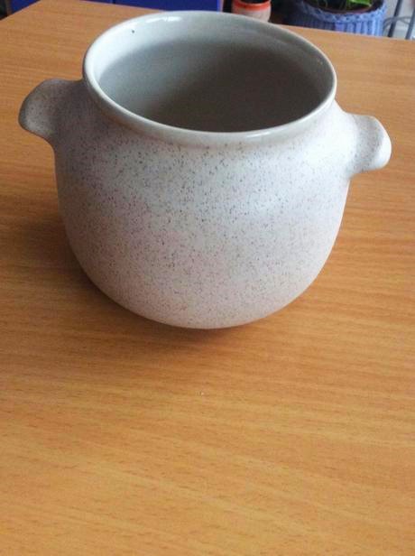 Dekoratívny kameninový doplnok, 