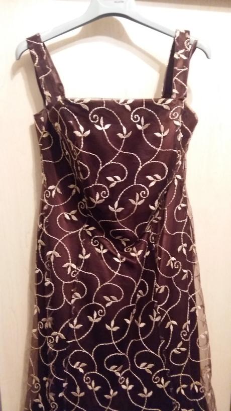 Spoločenské šaty, 40