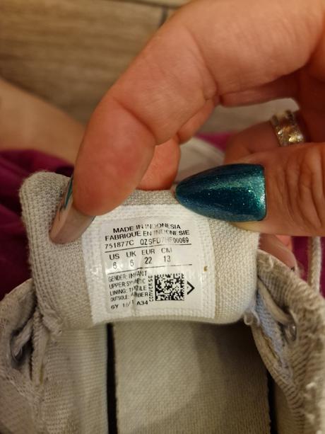 Converse, converse,22