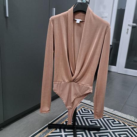 Elegantný body-top, amisu,m