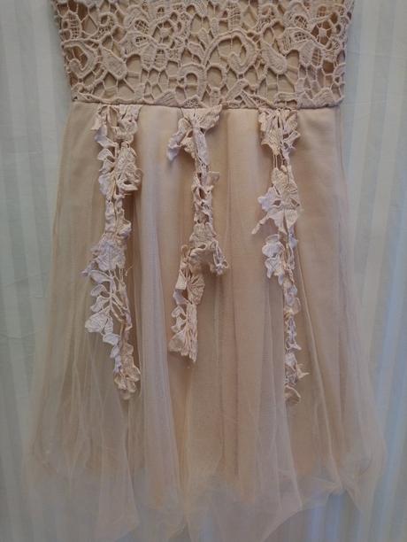 Kostým krémové šaty, 140-152 cm, 