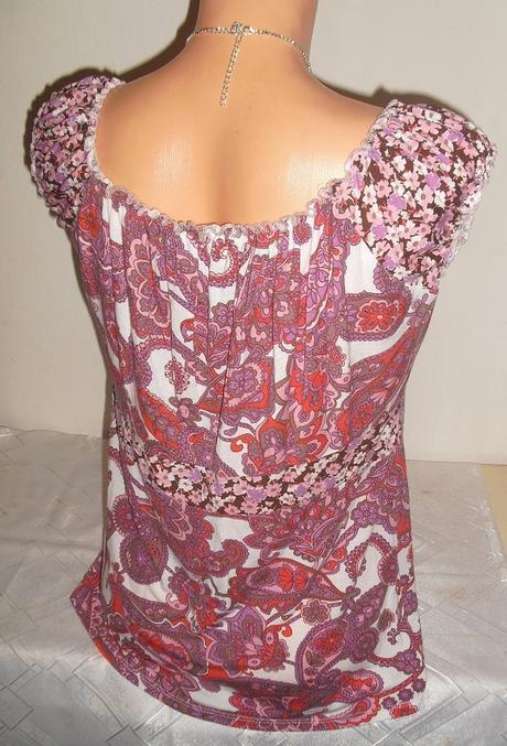 Kvietkovany romanticky topik, l