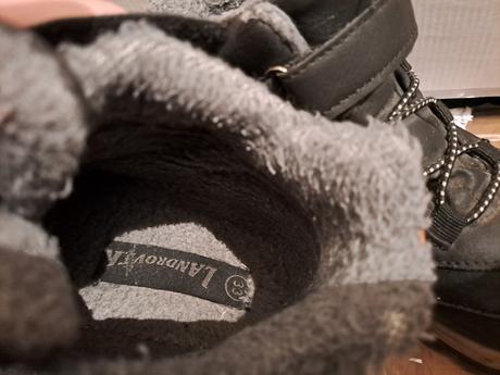 Zimušné topánky, 33