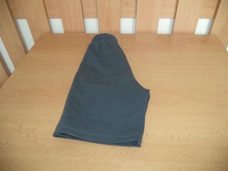 104 kraťasy sivé s tigrom, japitex,104