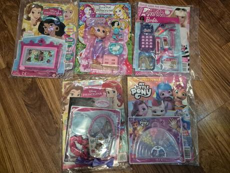 Predam destke časopisy aj s.hračkou, 