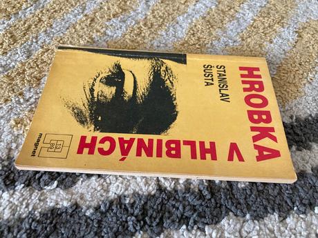 Hrobka v hlbinách-vyd.1989, 