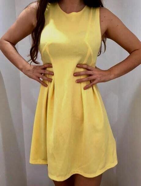 Žlté letné šaty, 164