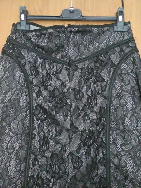 Cipkovana sukňa, amisu,38