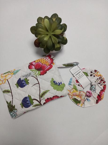 16-kozmeticka taštička + gumička,